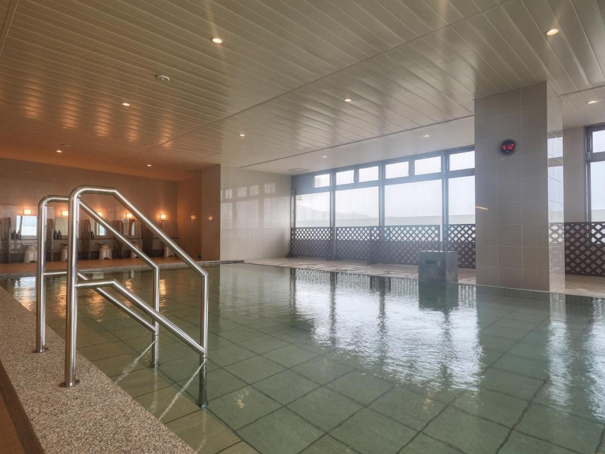 Hotel Miyuki Beach Онна Экстерьер фото